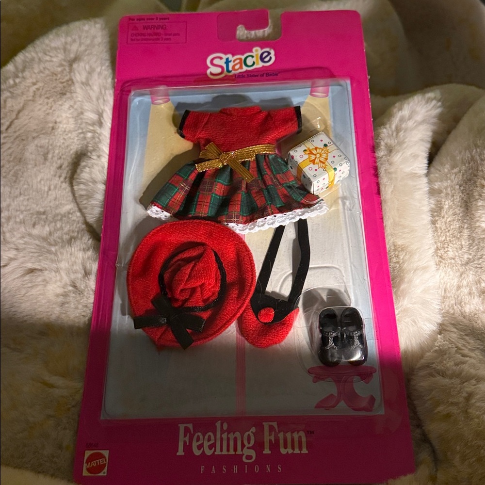 1997 FEELING FUN Fashion for Barbie's Sister STACIE Red Plaid Dress 68648